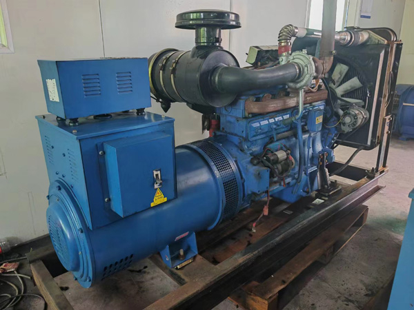 通许100kW柴油发电机组使用多级机油有哪些优缺点？